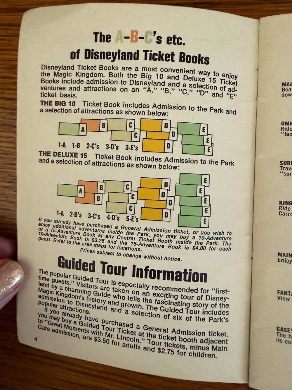 Vintage 1967 Disneyland Guide - Picture 2 of 8